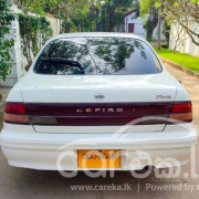 NISSAN CEFIRO 1995