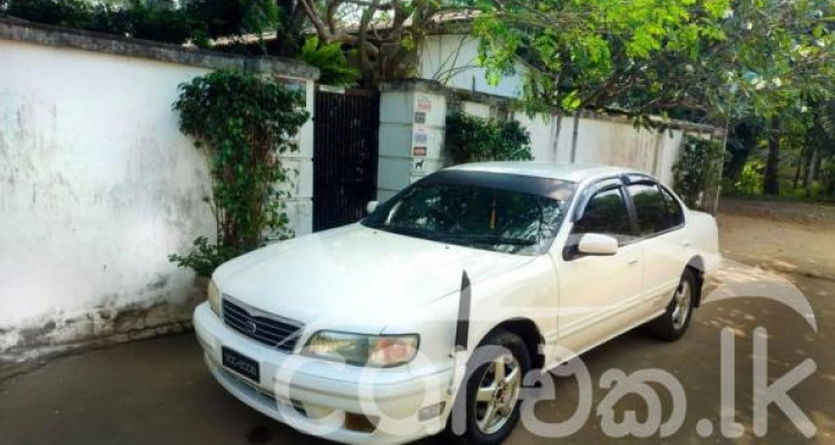NISSAN CEFIRO 1995