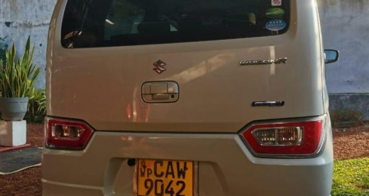SUZUKI WAGON R 2017