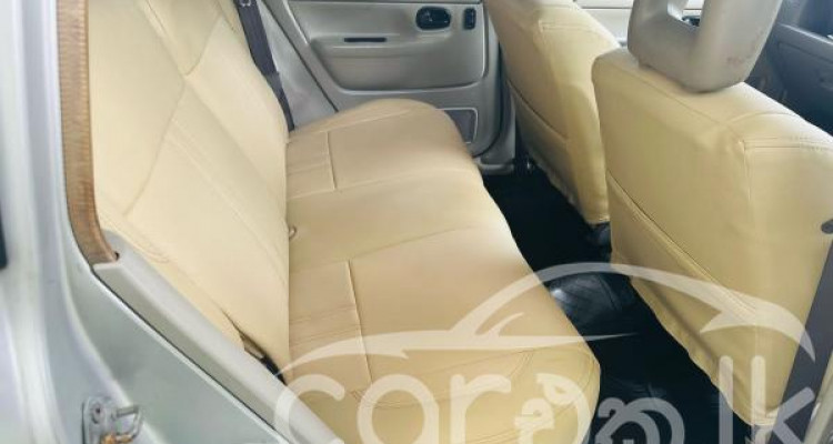 MAZDA DEMIO 2003