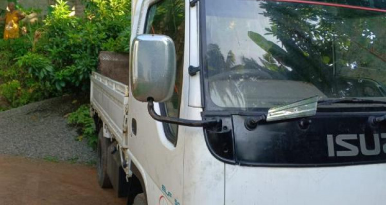 ISUZU ELF 1996