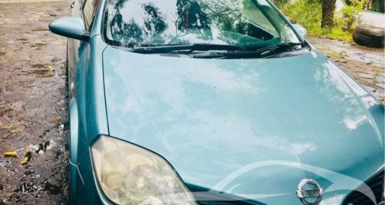 NISSAN PRIMERA 2001