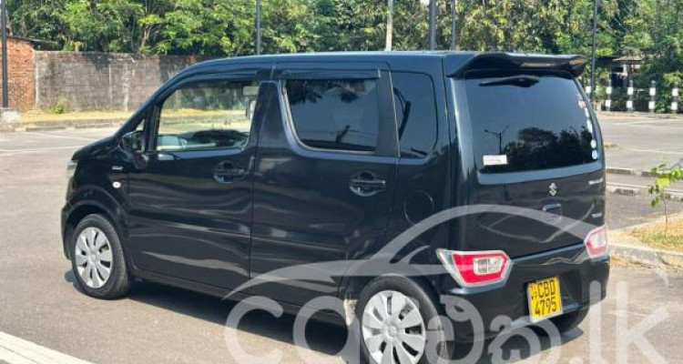 SUZUKI WAGON R FX 2017