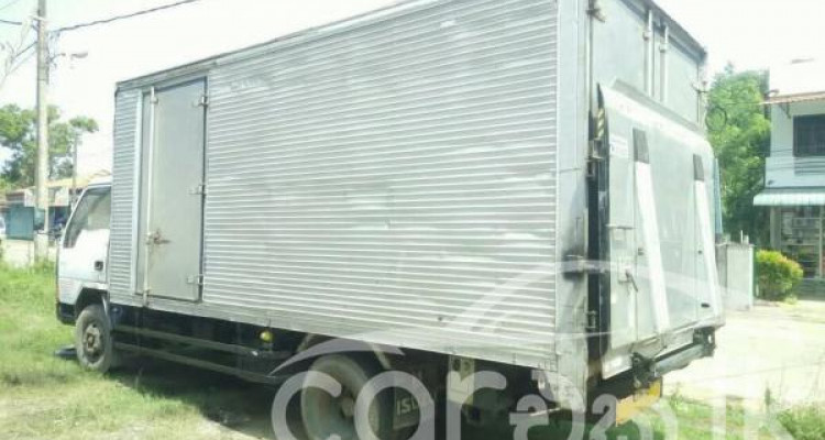 MITSUBISHI CANTER 1990