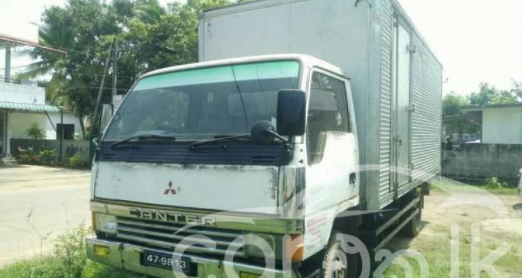 MITSUBISHI CANTER 1990