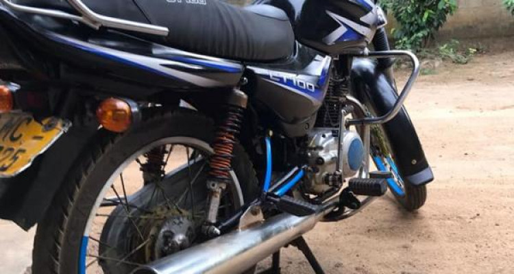 BAJAJ CT100 2005