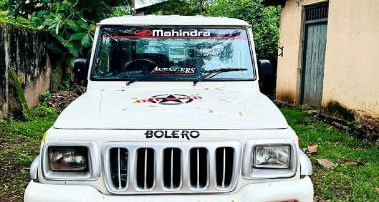MAHINDRA BOLERO 2011