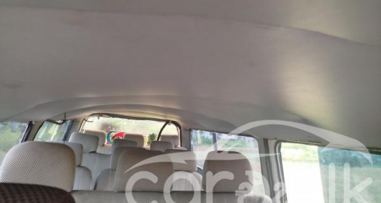 NISSAN CARAVAN 1987