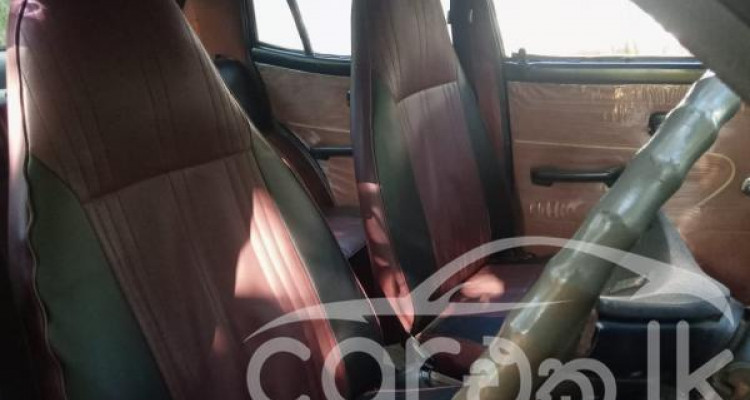 NISSAN SUNNY B211 1979