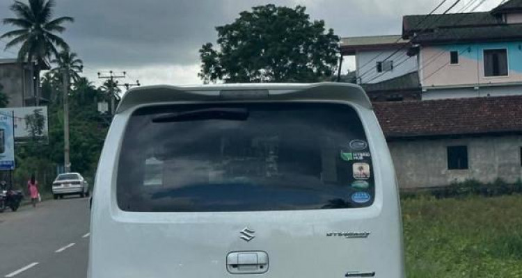 SUZUKI WAGON R 2018