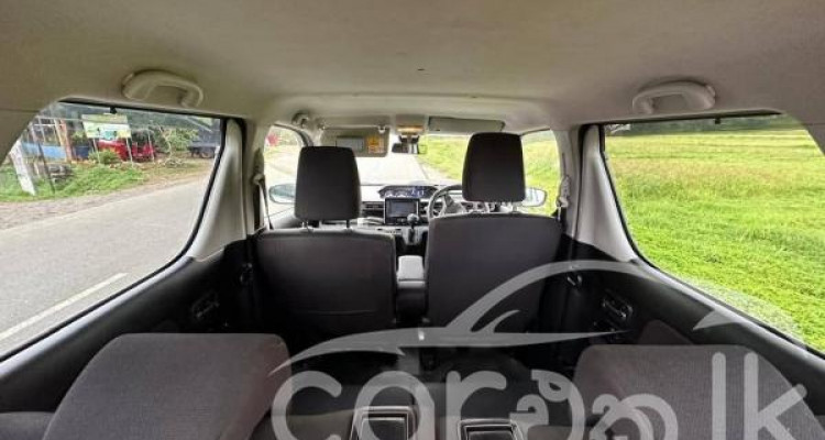 SUZUKI WAGON R 2018