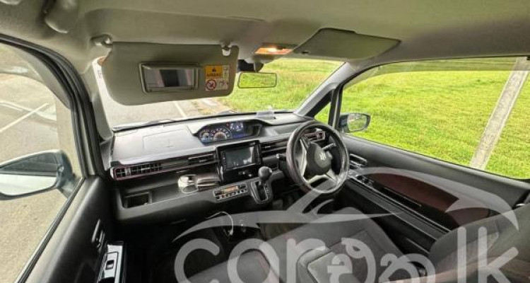 SUZUKI WAGON R 2018
