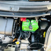 TOYOTA VITZ 2010