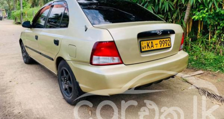 HYUNDAI ACCENT 2000