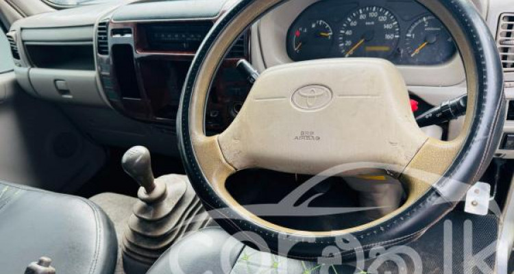 TOYOTA TOYOACE 2003