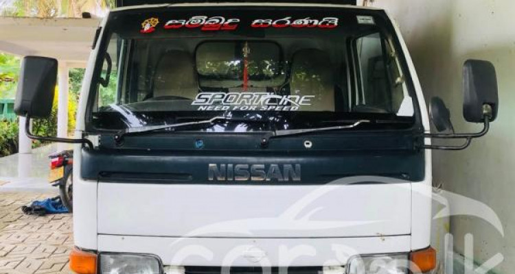 NISSAN ATLAS 1997