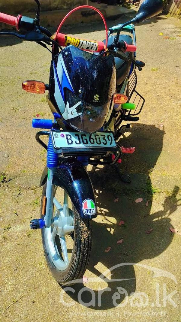 BAJAJ CT100 2024