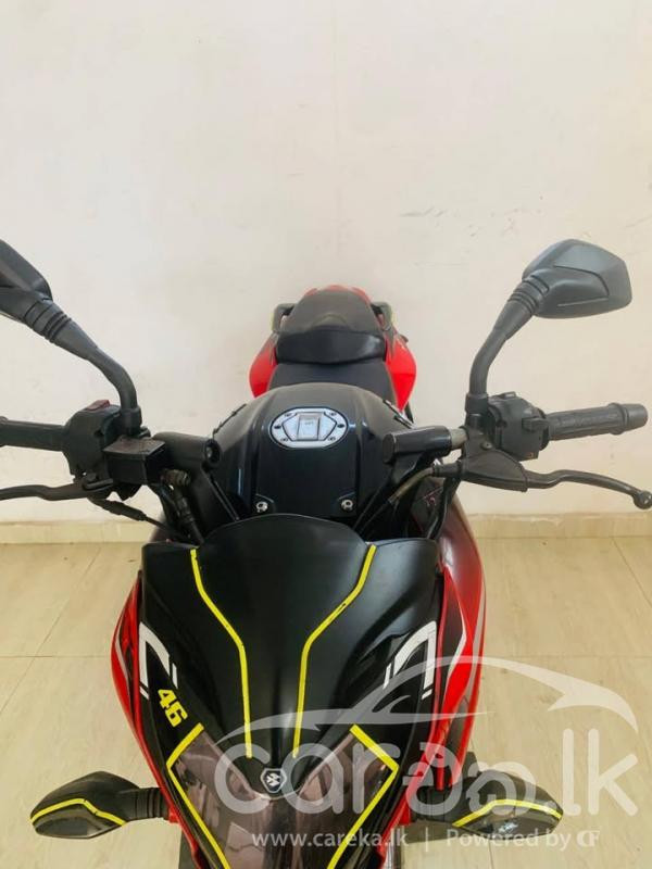 BAJAJ PULSAR NS 2017