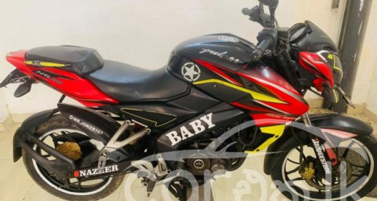BAJAJ PULSAR NS 2017