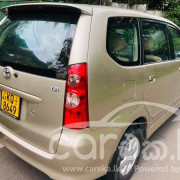 TOYOTA AVANZA 2011