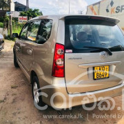 TOYOTA AVANZA 2011