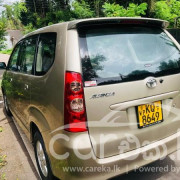 TOYOTA AVANZA 2011