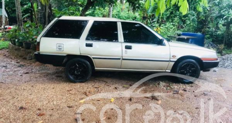 MITSUBISHI LANCER C12 1985