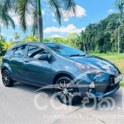TOYOTA AQUA 2012