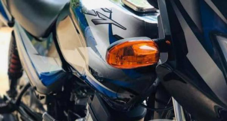 BAJAJ CT100 2024