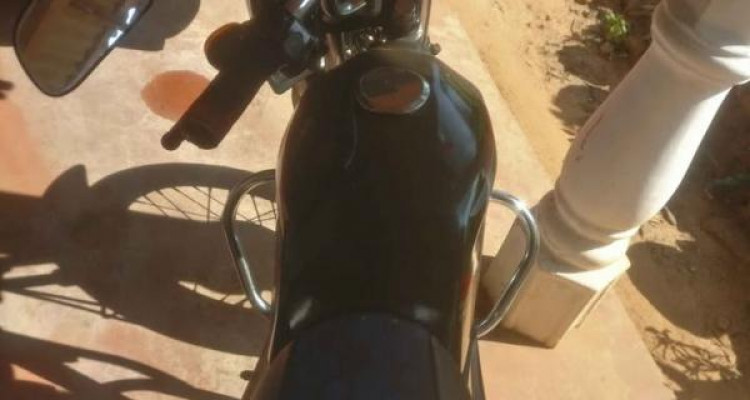 BAJAJ CT100 2015
