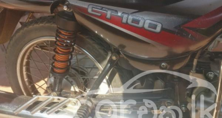 BAJAJ CT100 2015