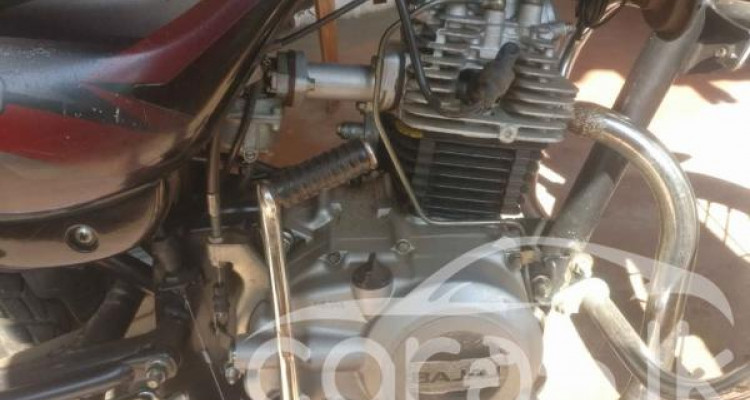 BAJAJ CT100 2015