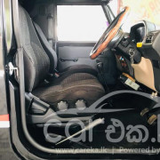 MAHINDRA BOLERO 2015