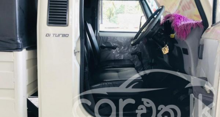 MAHINDRA BOLERO 2015