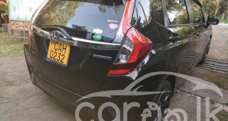 HONDA FIT GP5 2015