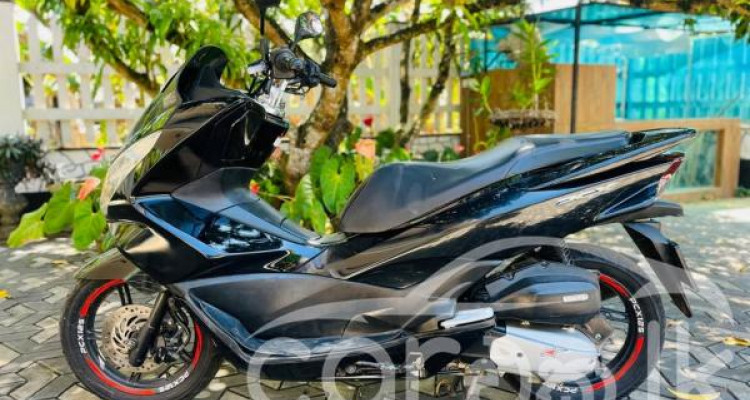 HONDA PCX 2016