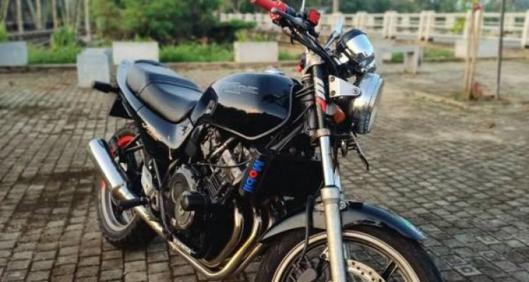 HONDA JADE 2010