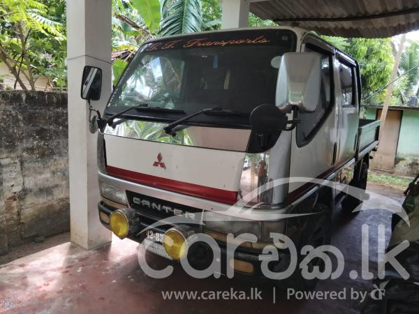 MITSUBISHI CANTER CREW CAB 1986