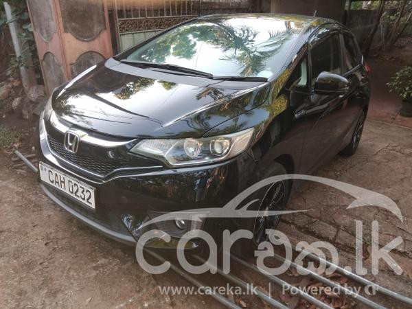HONDA FIT GP5 2015