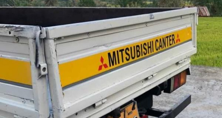 MITSUBISHI CANTER 1990