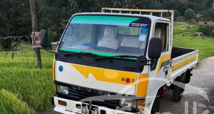 MITSUBISHI CANTER 1990