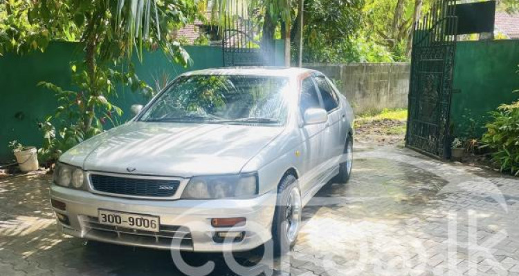 NISSAN BLUEBIRD 1996