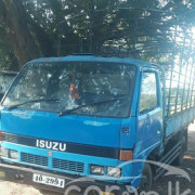 ISUZU ELF 1981