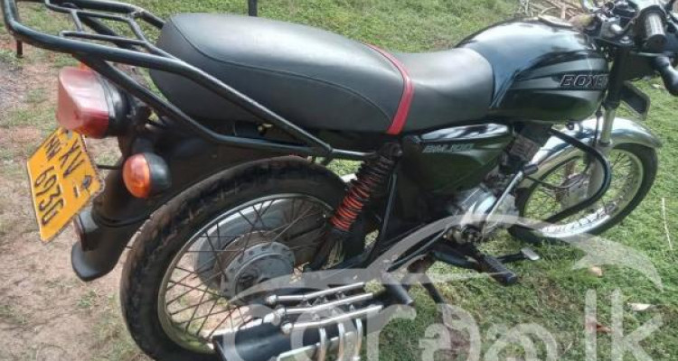 BAJAJ BOXER 2012