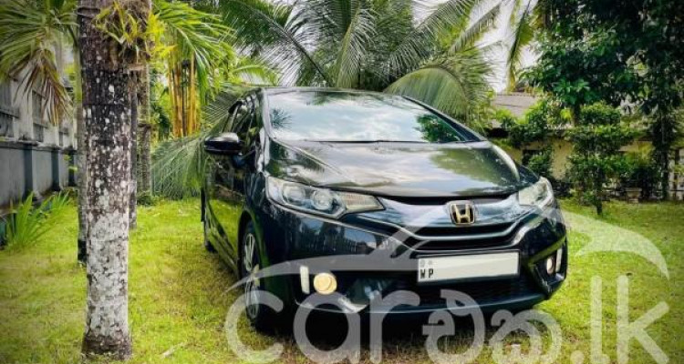 HONDA FIT GP5 2015