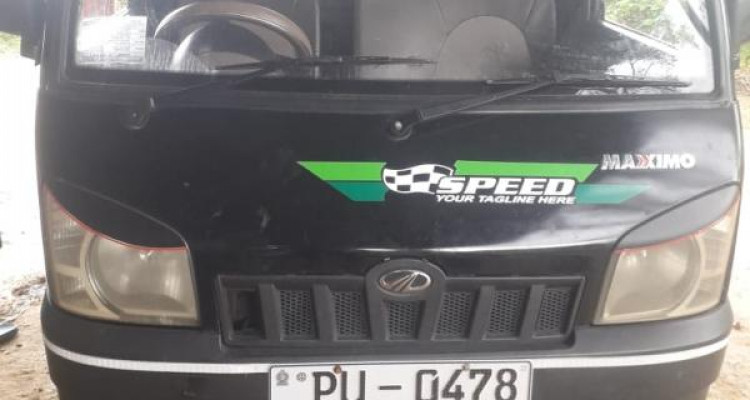 MAHINDRA MAXXIMO 2012