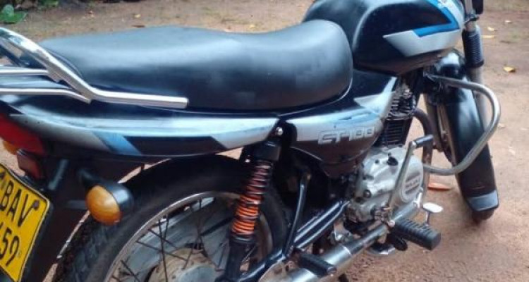 BAJAJ CT100 2014