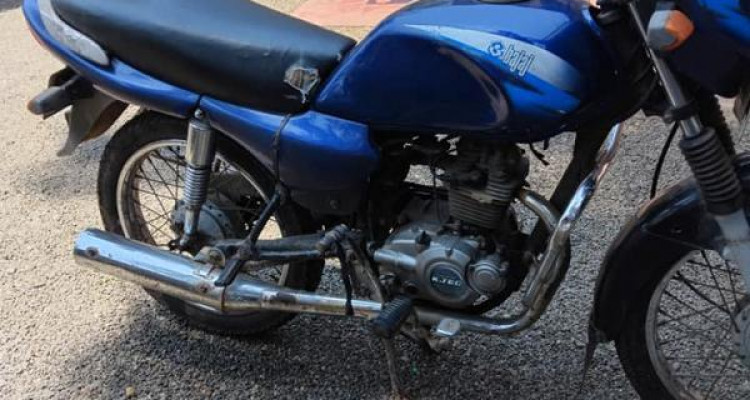 BAJAJ CALIBER 2006