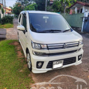 SUZUKI WAGON R PREMIUM 2018