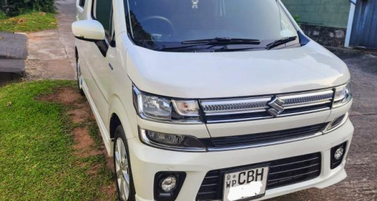 SUZUKI WAGON R PREMIUM 2018